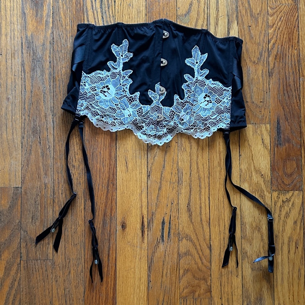 💄 Felina Unveiled 💄Stretch Satin & Lace Waist Cincher